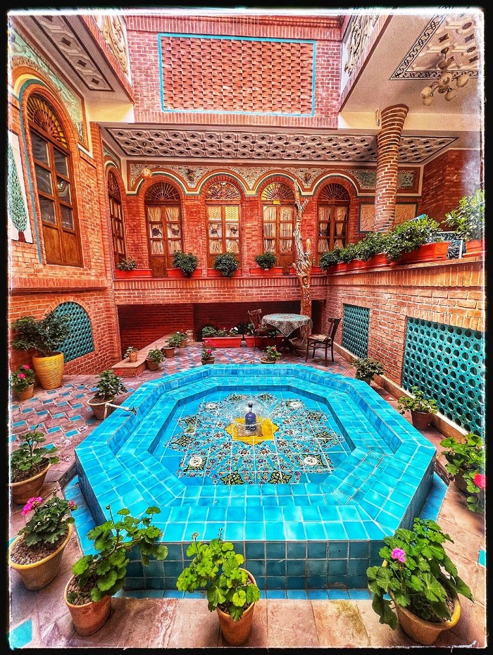 Tehran Razaz Boutique Hotel